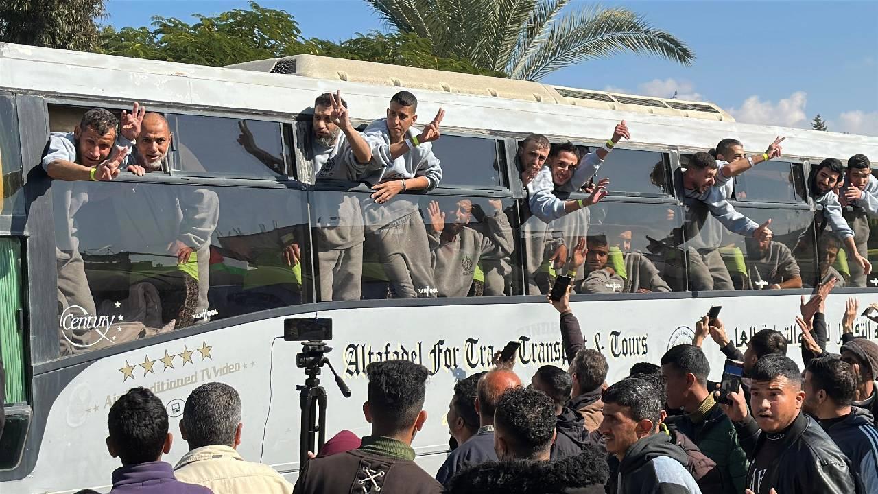 İsrail’in Rehine Takasında 183 Filistinli Serbest Bırakıldı