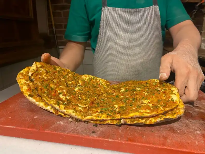 İstanbul'da Lahmacun Fiyatları Neden Bu Kadar Farklı? Semtler Arası Hızla Tırmanan Uçurum!