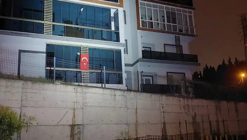 Sakarya'da Şok: 4 Katlı Apartman Acil Tahliye Edildi, Sebebi Şaşırttı!
