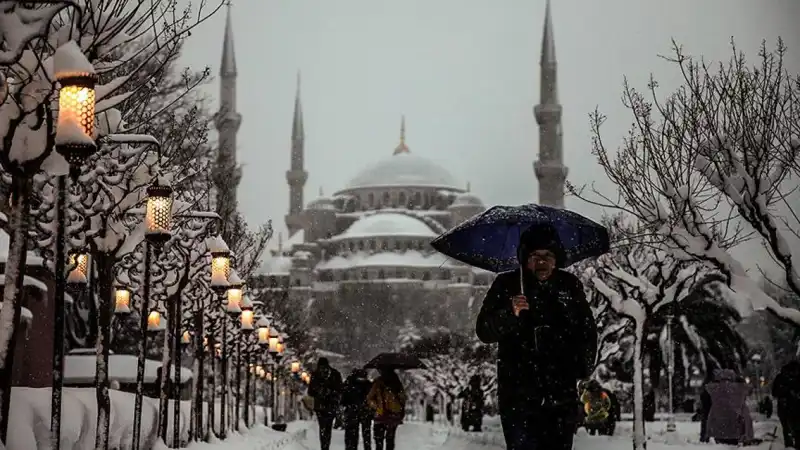 İstanbul'u Beyazlarla Donatacak Kar Uyarısı Geldi!