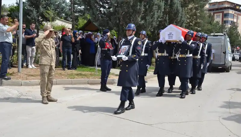 Kahraman Şehit, Gözyaşlarıyla Memleketine Uğurlandı