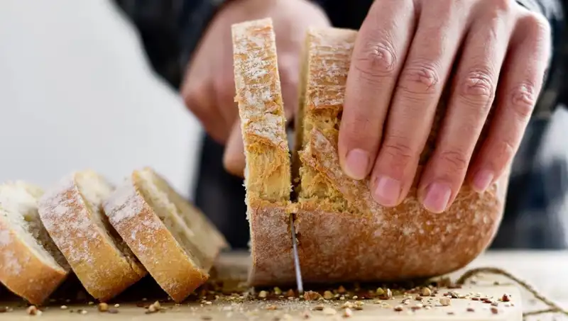 Taze Ekmek mi Kızarmış Ekmek mi? Sağlık İçin Hangisi Tercih Edilmeli?