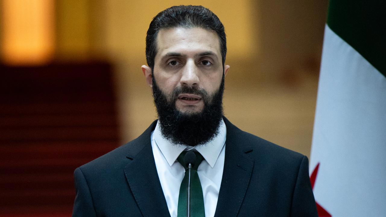 Suriye'deki yeni yönetimden umut verici açıklama: 2 yılda 14 milyon Suriyeli ülkeye dönecek