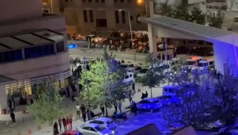 Halay Başında Yaşanan Sıcak Gelişme: Kanlı Kavga ve Bıçaklama Olayı!