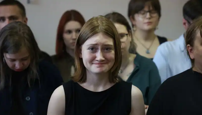19 Yaşındaki Rus Aktivist Darya Kozyreva'ya Hapis Cezası Şoku!