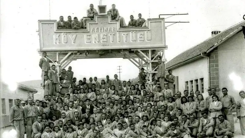 17 Nisan’da Ne Olmuştu? Köy Enstitüleri Kuruluş Yıl Dönümü Kutlanıyor