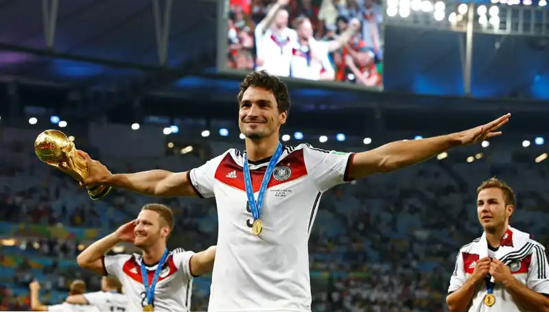 Almanya'nın Futbol Efsanesi Hummels, Emeklilik Kararını Açıkladı