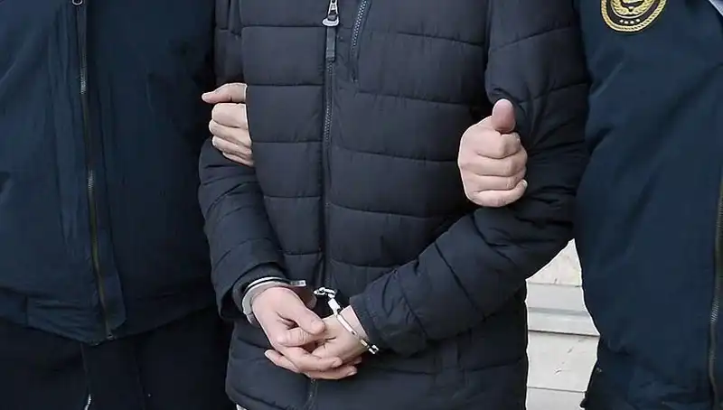 Samsun'un Firari Hükümlüsü Silahlı Tehdit Suçuyla Yakalandı