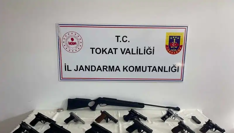 Tokat’ta Kaçak Silah Operasyonu: İki Şahıs Gözaltına Alındı!