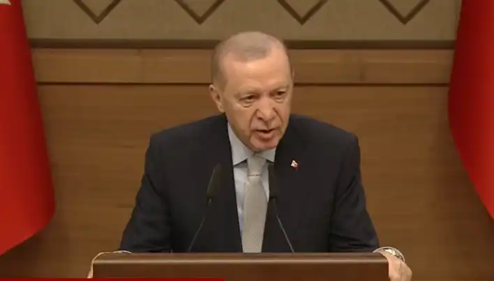 Cumhurbaşkanı Erdoğan'dan Medya Eleştirisi: "Milleti Provake Eden Gazeteci Olmaz!"