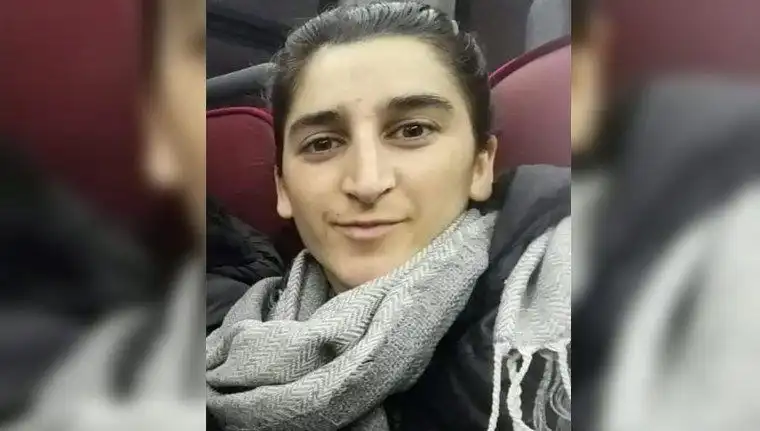 Kaybolan Genç Kızın Trajik Ölümü: Ağaçta Bulundu