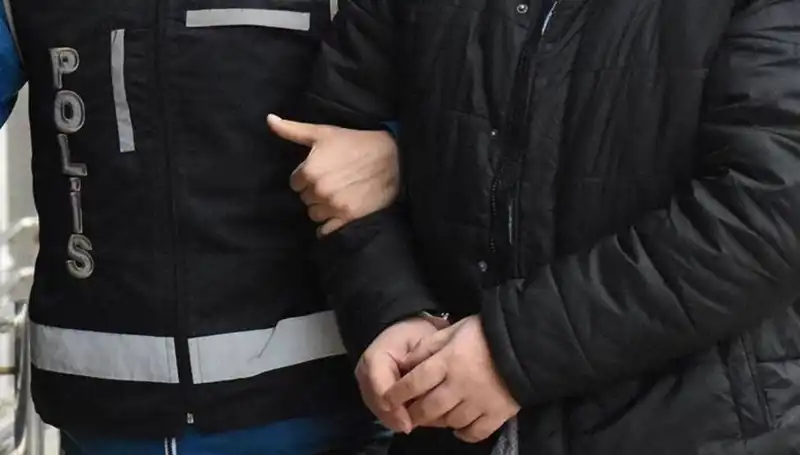 Emniyet ve TSK'da FETÖ Operasyonu: Gözaltı Sayısı Artıyor!