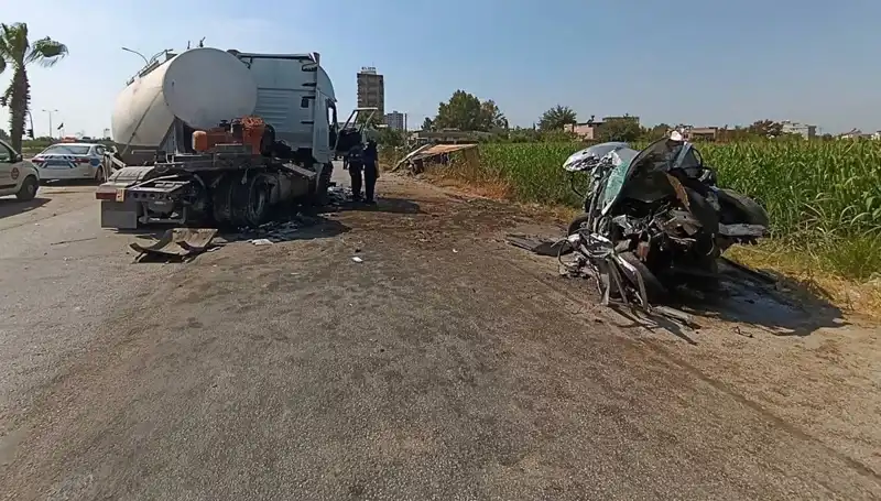 Adana'da Tanker ile Otomobilin Feci Kazası: Daha Fazla Detaylar İçin Tıklayın!