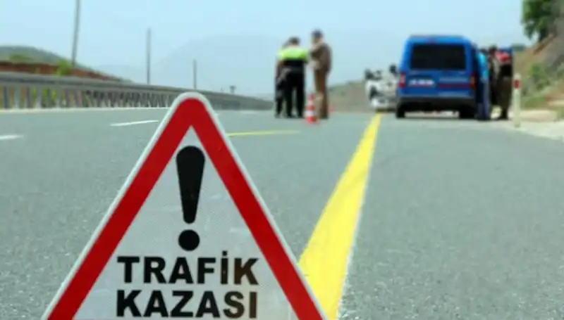 Bitlis'te Peş Peşe İki Kaza: 19 Kişi Yaralandı