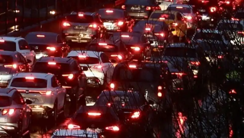 İstanbulluları Şoke Eden Trafik Uyarısı: Ankara Yolu 12 Saat Kapanıyor!