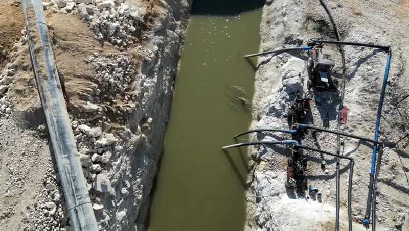 Karaman'da Musluk Suyuna Petrol Karıştı, Şüpheli Sulama Pompaları