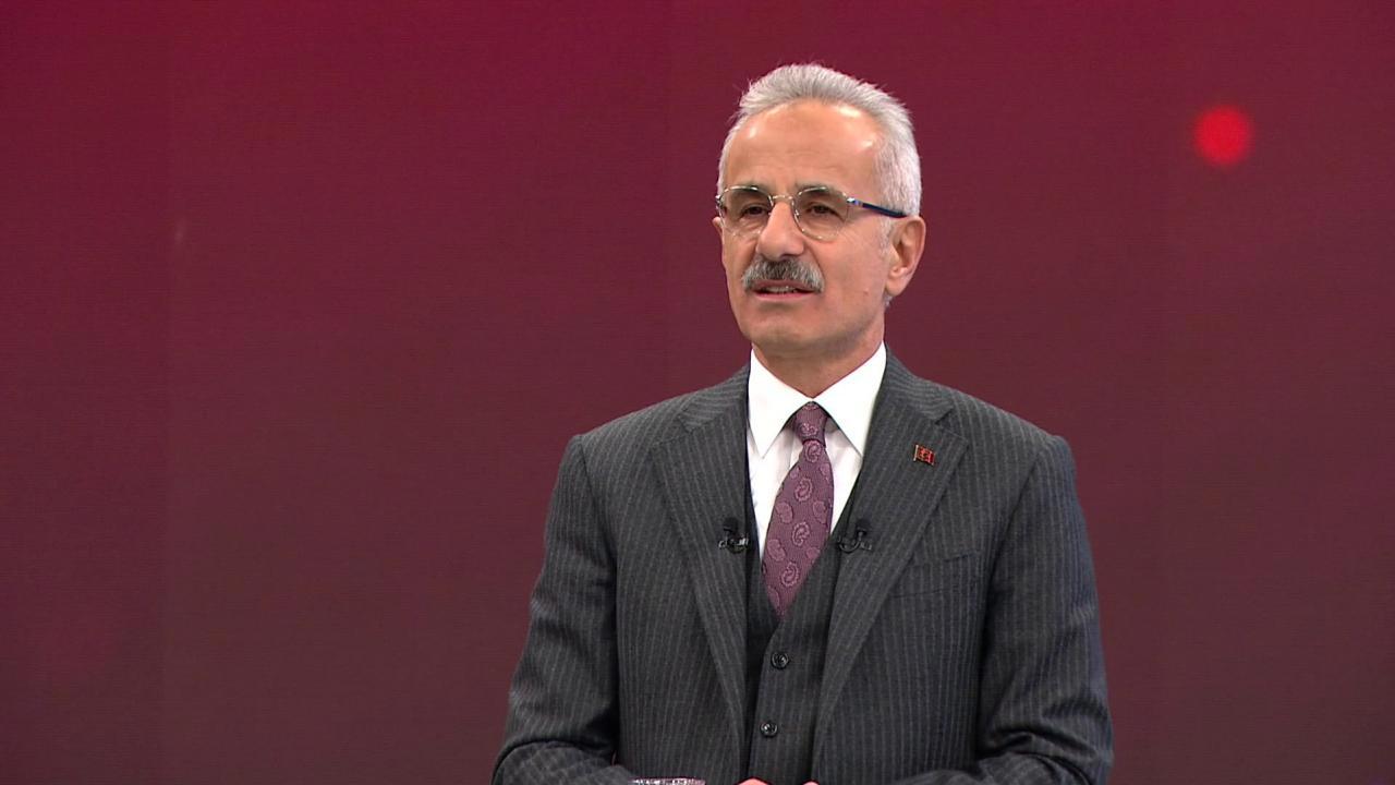 Bakan Uraloğlu: Sosyal Medyaya Düzenleme Planı Açıklandı