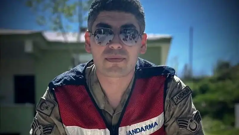 Kadir Astsubay Halı Saha Maçında Hayatını Kaybetti: Detaylar Şokta!