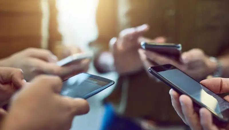 Oppo A5 Pro 4G: Uygun Fiyatlı Akıllı Telefonun Yükselişi