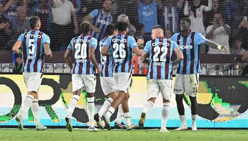 Trabzonspor-Kocaelispor Maçı: Gerilim Dolu Anların Canlı Anlatımı