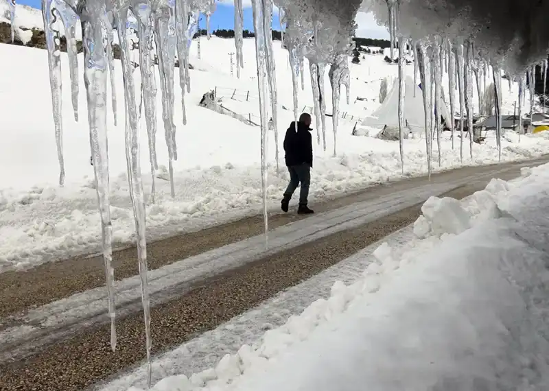 Dondurucu Soğuklar: Sıcaklık Eksi 26 Dereceye Düştü!